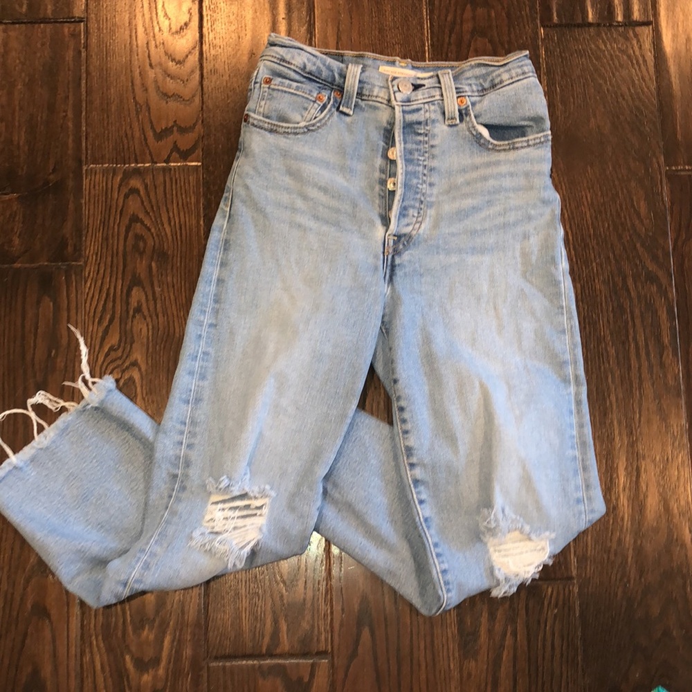 Levi’s rib cage straight ankle jeans size 24 raw hem distressed - Picture 6 of 8